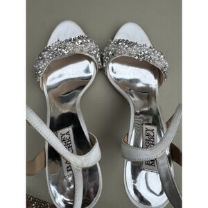 Bradley Mischka Wedding Crystals sandals Heel  Size 8